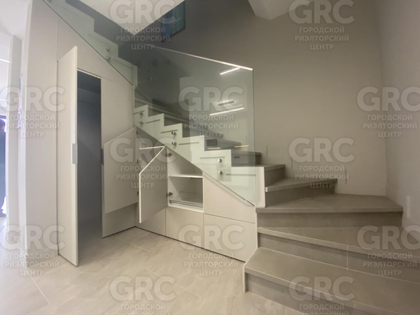 
   Продам дом, 170 м², Сочи

. Фото 11.