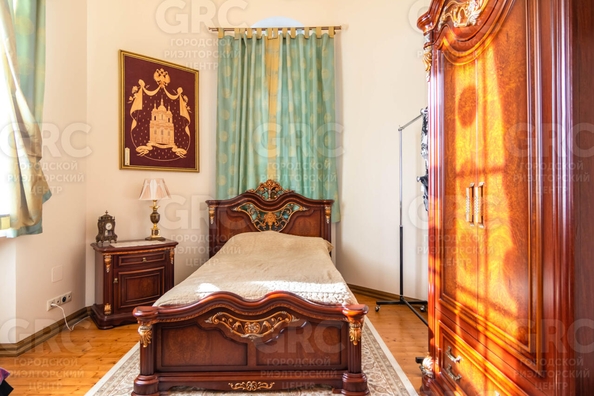 
   Продам дом, 600 м², Сочи

. Фото 19.