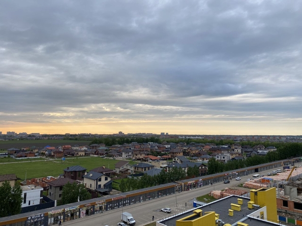 
   Продам 2-комнатную, 65 м², Позднякова ул, 2 к12

. Фото 24.