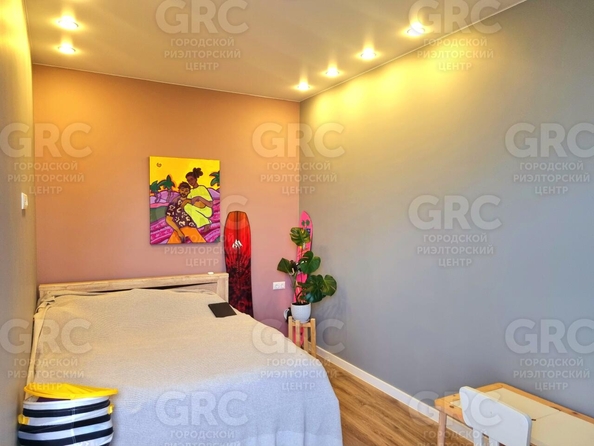 
   Продам 2-комнатную, 48 м², Курортный пр-кт, 100/8Б

. Фото 3.
