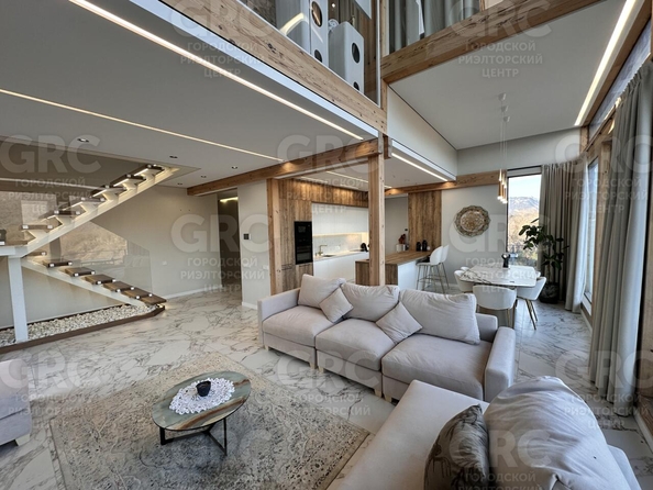 
   Продам дом, 300 м², Сочи

. Фото 3.