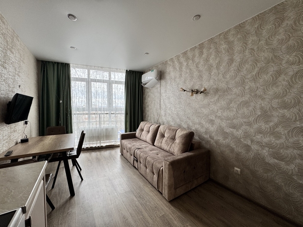 
  Продается 1-комн. квартира, 42 м², Толстого ул, д. 130к1
. Фото 3.