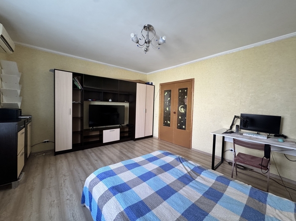 
  Продается 2-комн. квартира, 60 м², Евскина б-р, д. 3
. Фото 1.