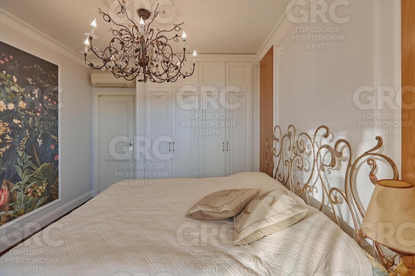 
   Продам 4-комнатную, 140 м², Юных Ленинцев ул, 10

. Фото 12.