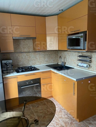 
  Продается 1-комн. квартира, 36 м², Альпийская ул, д. 39
. Фото 3.