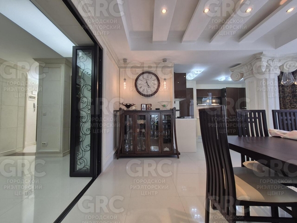 
  Продается 2-комн. квартира, 110 м², Сухумское шоссе ул, д. 13/7
. Фото 10.