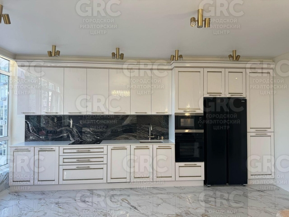
  Продается 3-комн. квартира, 120 м², Депутатская ул, д. 10
. Фото 1.