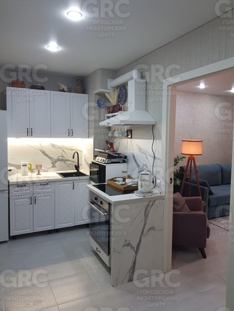 
  Продается 2-комн. квартира, 37 м², Тепличная ул, д. 79
. Фото 9.