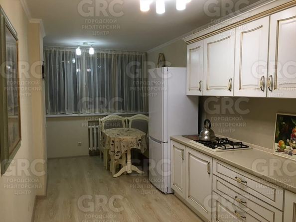 
  Продается 2-комн. квартира, 65 м², Островского ул, д. 47
. Фото 1.