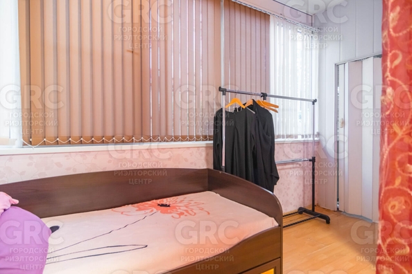 
  Продается 3-комн. квартира, 100 м², Грибоедова ул, д. 30
. Фото 9.