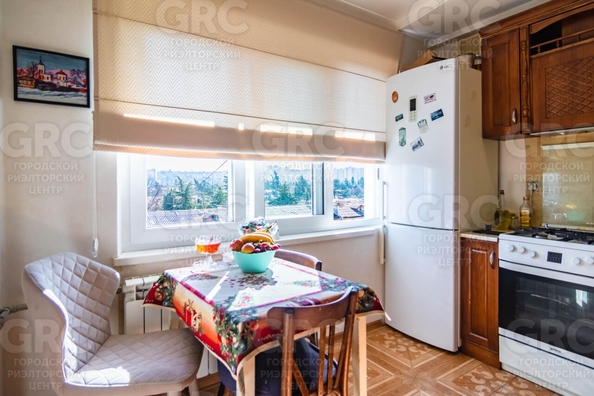 
   Продам 2-комнатную, 48.6 м², Красноармейская ул, 38

. Фото 10.