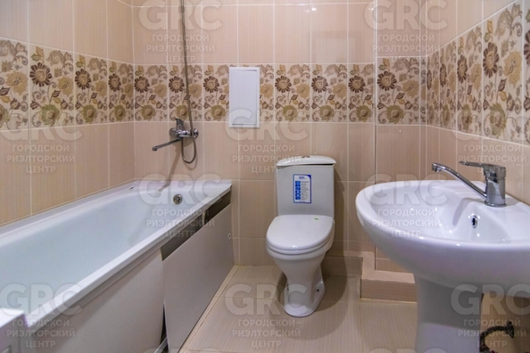 
  Продается 1-комнатный апартамент, 46 м², Вишневая ул, д. 36/1
. Фото 10.
