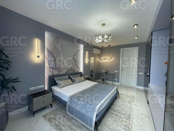 
  Продается 4-комнатный апартамент, 250 м², Черноморская ул, д. 4Д
. Фото 14.