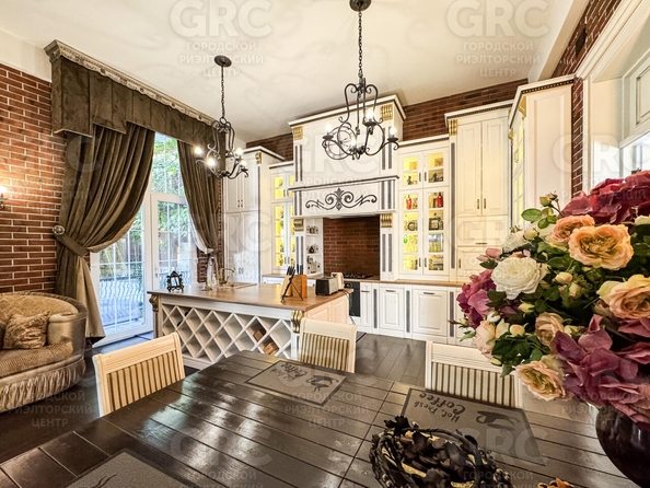 
  Продается дом, 240 м², Сочи
. Фото 3.
