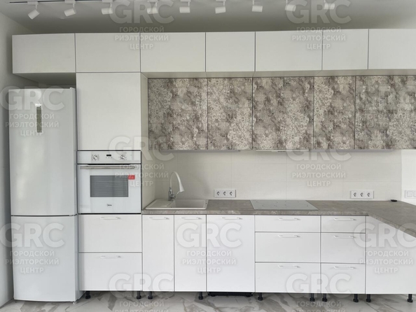 
  Продается дом, 167.1 м², Сочи
. Фото 3.