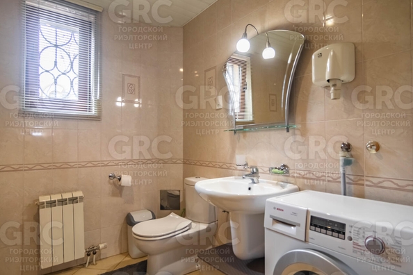
   Продам дом, 240 м², Сочи

. Фото 13.
