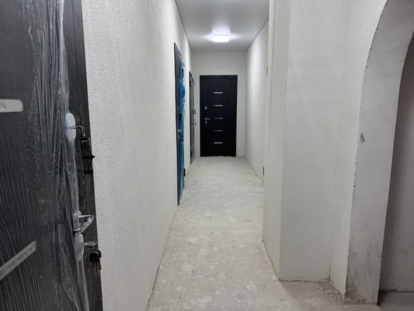 
   Продам 1-комнатную, 42 м², Интернациональная ул, 8

. Фото 8.