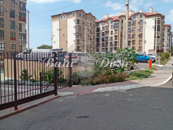 
  Продается 2-комн. квартира, 65.9 м², Суворова ул, д. 27к1
. Фото 24.
