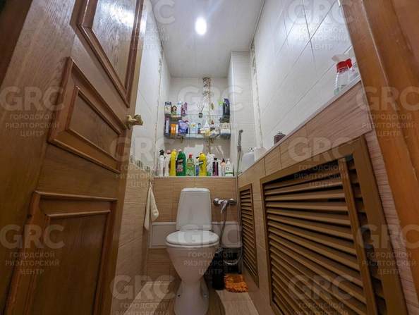 
  Продается 3-комн. квартира, 100 м², Анапская ул, д. 3/12
. Фото 16.