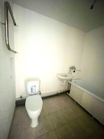 
  Продается 1-комн. квартира, 41 м², Адмирала Пустошкина ул, д. 22к10
. Фото 8.