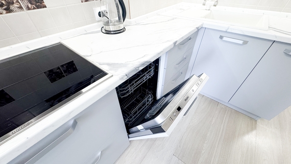 
  Продается 1-комн. квартира, 41 м², Протапова ул, д. 90
. Фото 6.