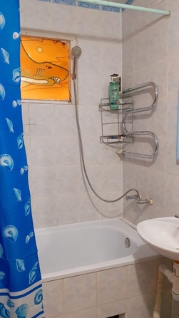 
  Продается 2-комн. квартира, 42 м², Горького ул, д. 64
. Фото 9.