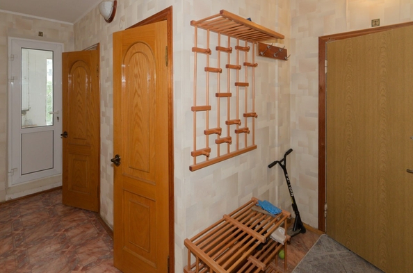 
  Продается 2-комн. квартира, 66 м², Крылова ул, д. 81
. Фото 1.