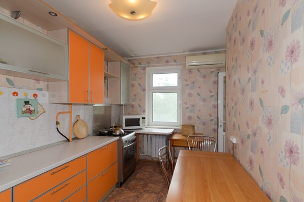 
  Продается 2-комн. квартира, 66 м², Крылова ул, д. 81
. Фото 5.