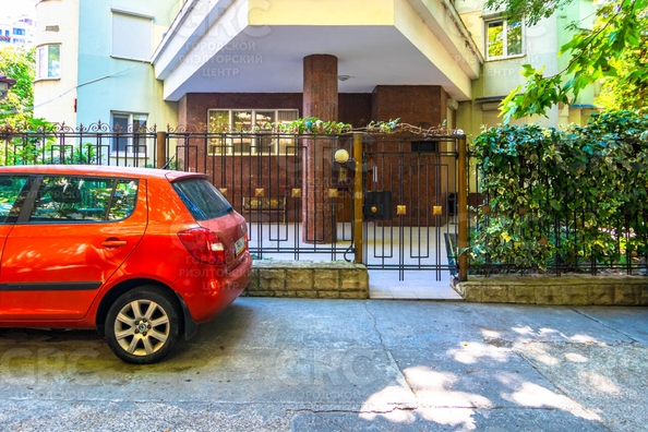 
  Продается 4-комн. квартира, 118.5 м², Виноградная ул, д. 15/1
. Фото 30.