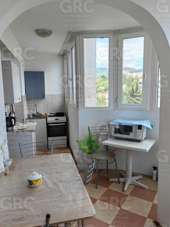 
  Продается 1-комн. квартира, 35.7 м², Абрикосовая ул, д. 17
. Фото 4.