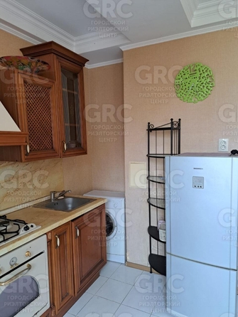 
  Продается 2-комн. квартира, 43 м², Трунова пер, д. 16
. Фото 1.