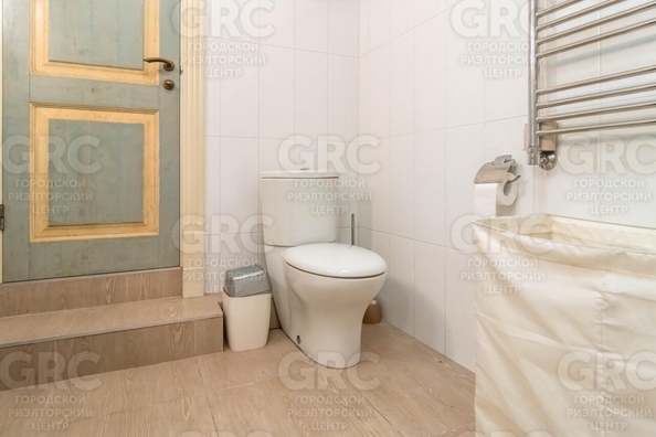 
  Продается 3-комн. квартира, 130 м², Сухумское шоссе ул, д. 13/8
. Фото 11.