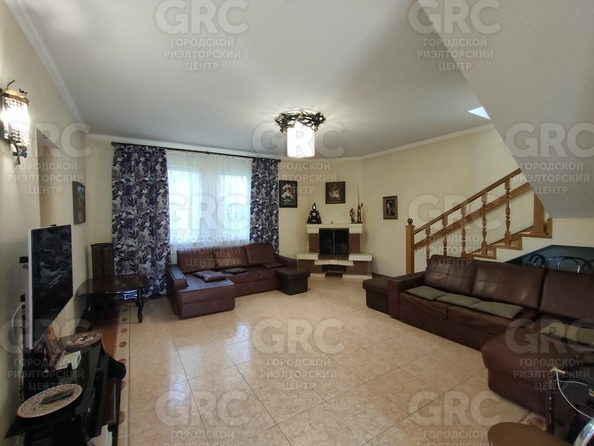 
  Продается дом, 240 м², Сочи
. Фото 2.