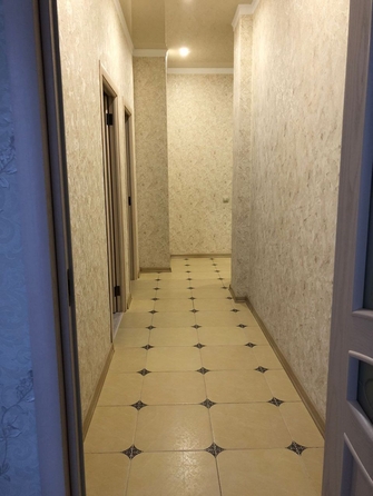 
  Продается 2-комн. квартира, 82 м², Суворова ул
. Фото 2.
