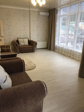 
  Продается 2-комн. квартира, 82 м², Суворова ул
. Фото 9.
