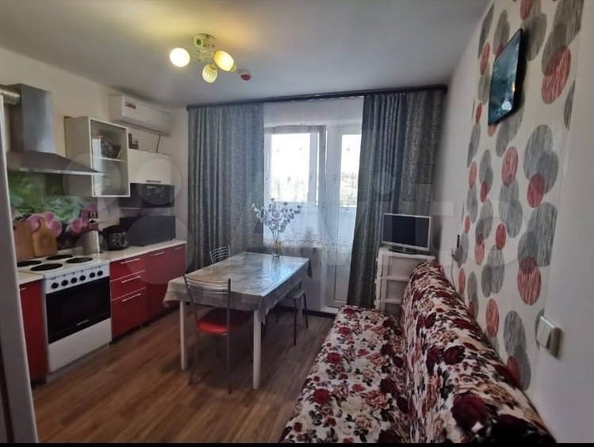 
  Продается 2-комн. квартира, 57 м², Маршала Жукова ул
. Фото 2.