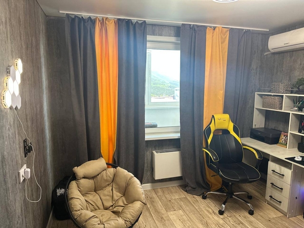 
  Продается 3-комн. квартира, 80 м², Маршала Жукова ул
. Фото 8.