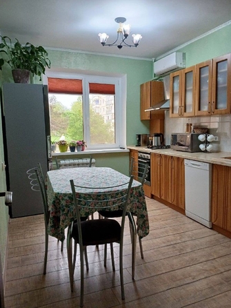 
  Продается 3-комн. квартира, 62 м², Парус мкр
. Фото 14.