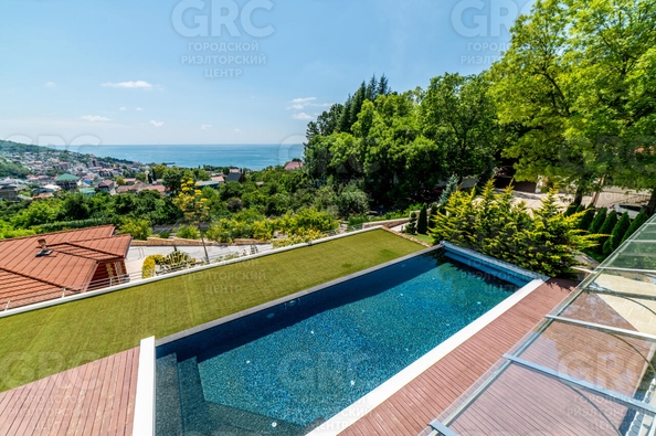 
  Продается дом, 280 м², Сочи
. Фото 2.