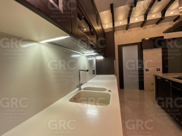 
  Продается дом, 500 м², Сочи
. Фото 7.