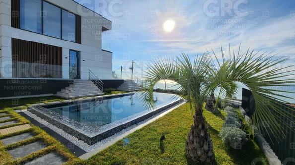 
  Продается коттедж, 220 м², Сочи
. Фото 1.