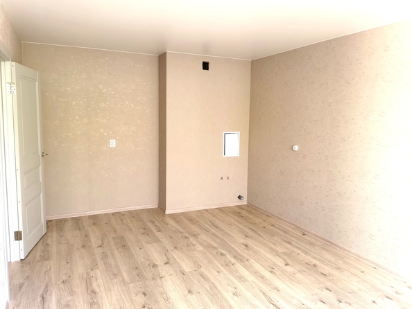 
  Продается 1-комн. квартира, 43 м², Ленина ул, д. 237
. Фото 2.