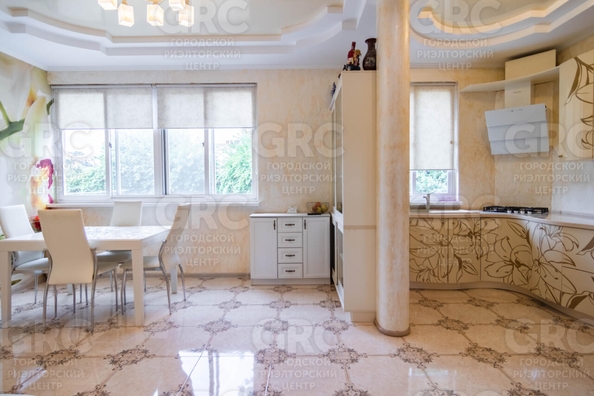 
  Продается дом, 305.8 м², Сочи
. Фото 6.