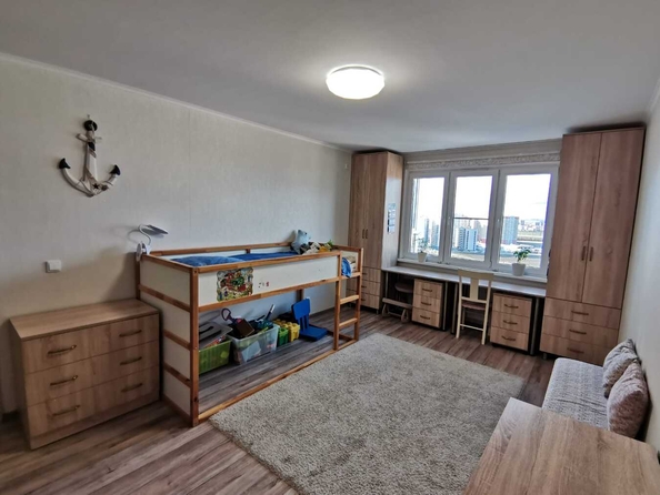 
  Продается 2-комн. квартира, 72 м², Адмирала Пустошкина ул, д. 22к7
. Фото 2.
