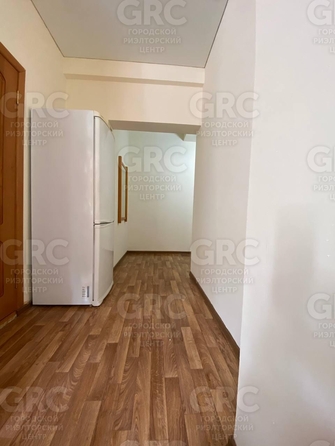 
  Продается 1-комн. квартира, 46.2 м², Глазунова ул, д. 8а
. Фото 7.