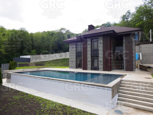 
  Продается дом, 250 м², Сочи
. Фото 1.