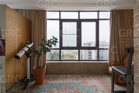 
  Продается 3-комн. квартира, 104 м², Войкова ул, д. 21
. Фото 8.