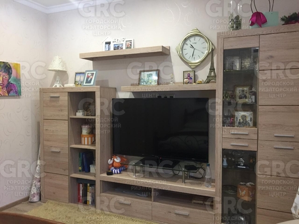 
  Продается 2-комн. квартира, 68.5 м², Вишневая ул, д. 31
. Фото 3.