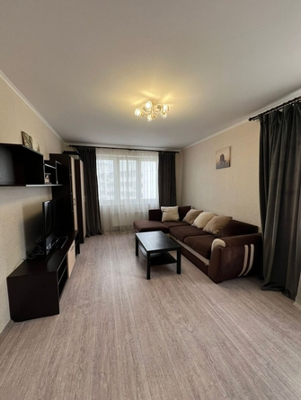 
  Продается 2-комн. квартира, 60 м², Ленина ул, д. 229
. Фото 3.