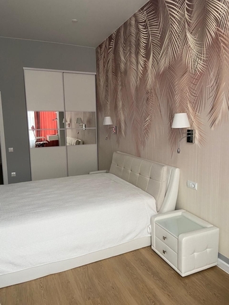 
  Продается 1-комн. квартира, 54 м², Крымская ул
. Фото 4.